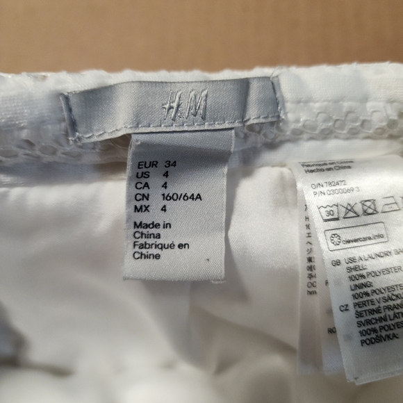 H&M White A-Line Skirt Lace/Eyelet Size 4 - Picture 4 of 10